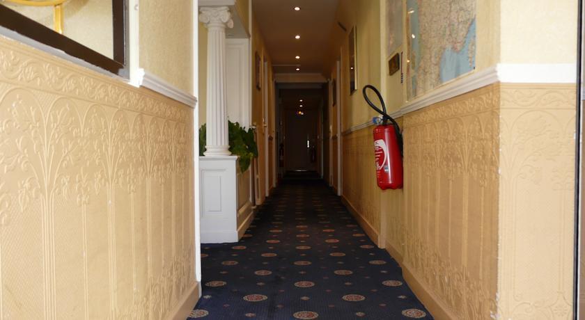 Arcantis Hotel La Residence แซร์ฌี ภายนอก รูปภาพ